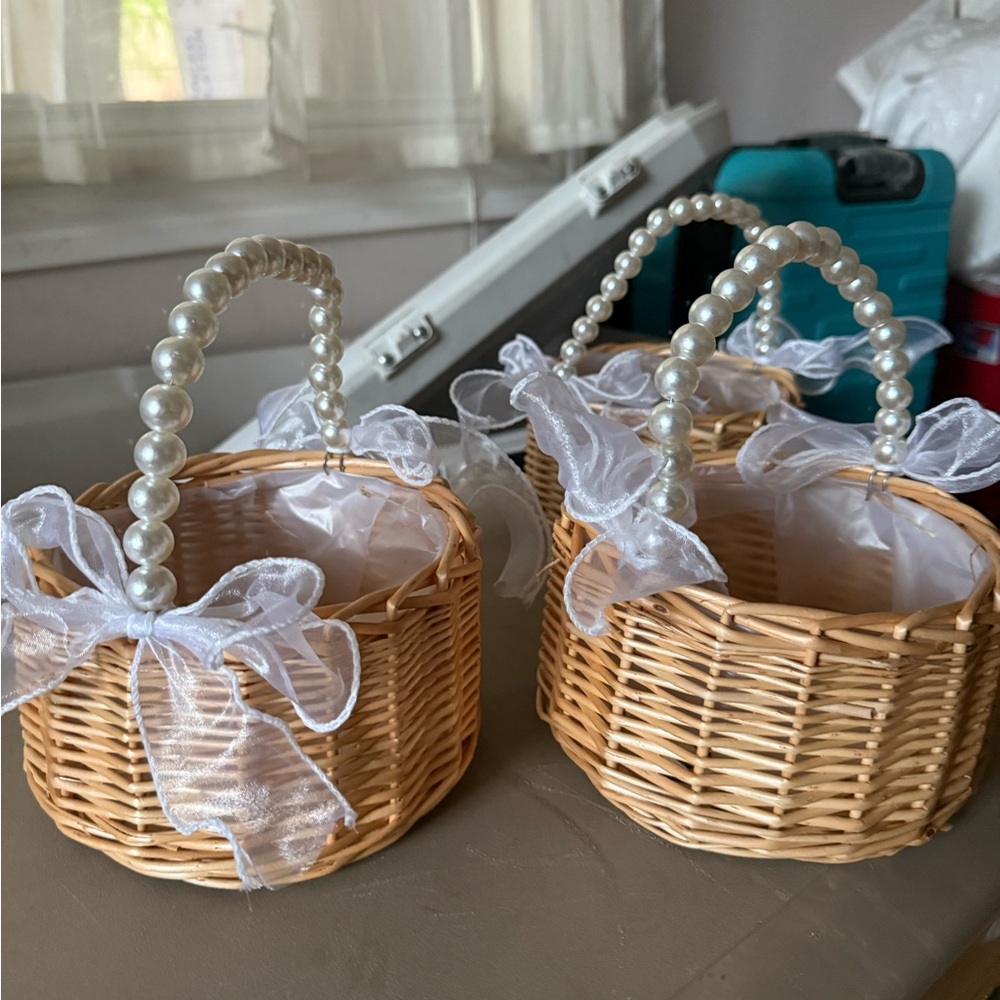 Wedding Flower Girl Baskets With Pearls